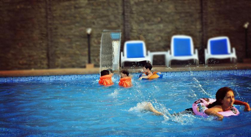 Kobuleti Pearl Of Sea Hotel & Spa מראה חיצוני תמונה